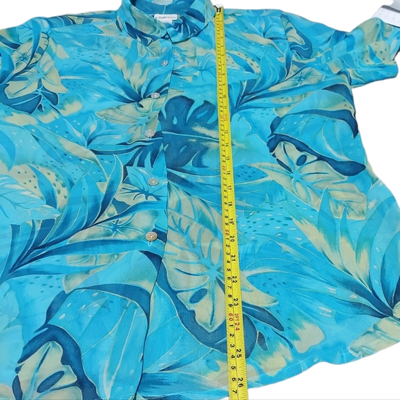 Modern Essentials Women's Button Down Blouse Size Medium - Picture 5 of 6